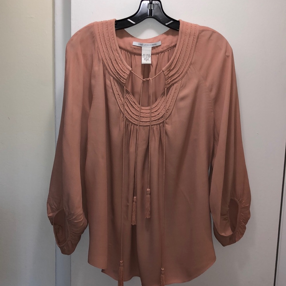 Diane Avon Furstenberg Top